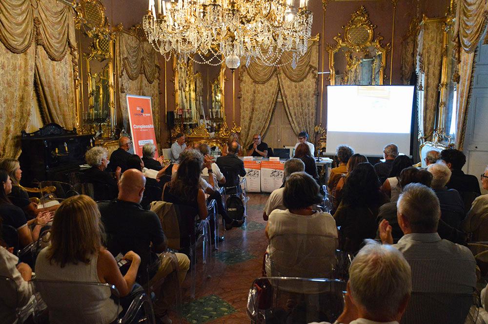 Ai “Dialoghi di Trani” spazio ad “Abitare la complessità” con un convegno su Afra Bianchin Scarpa